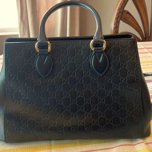 Gucci Large top handle signature soft leather tote